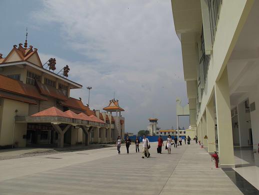 邯鄲到德宏州貨運(yùn)專線 上門接貨+保證+時(shí)效+派送+省錢