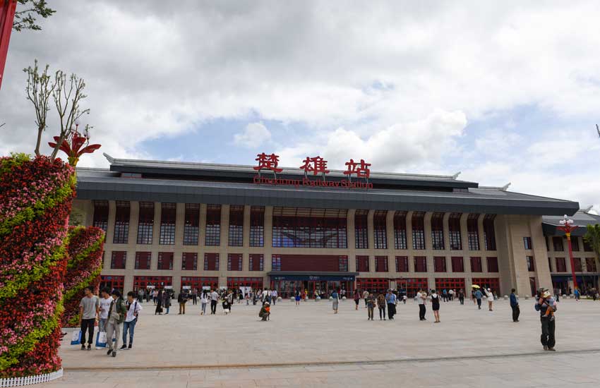 邯鄲到楚雄州直達(dá)物流-合理裝卸-幾天到